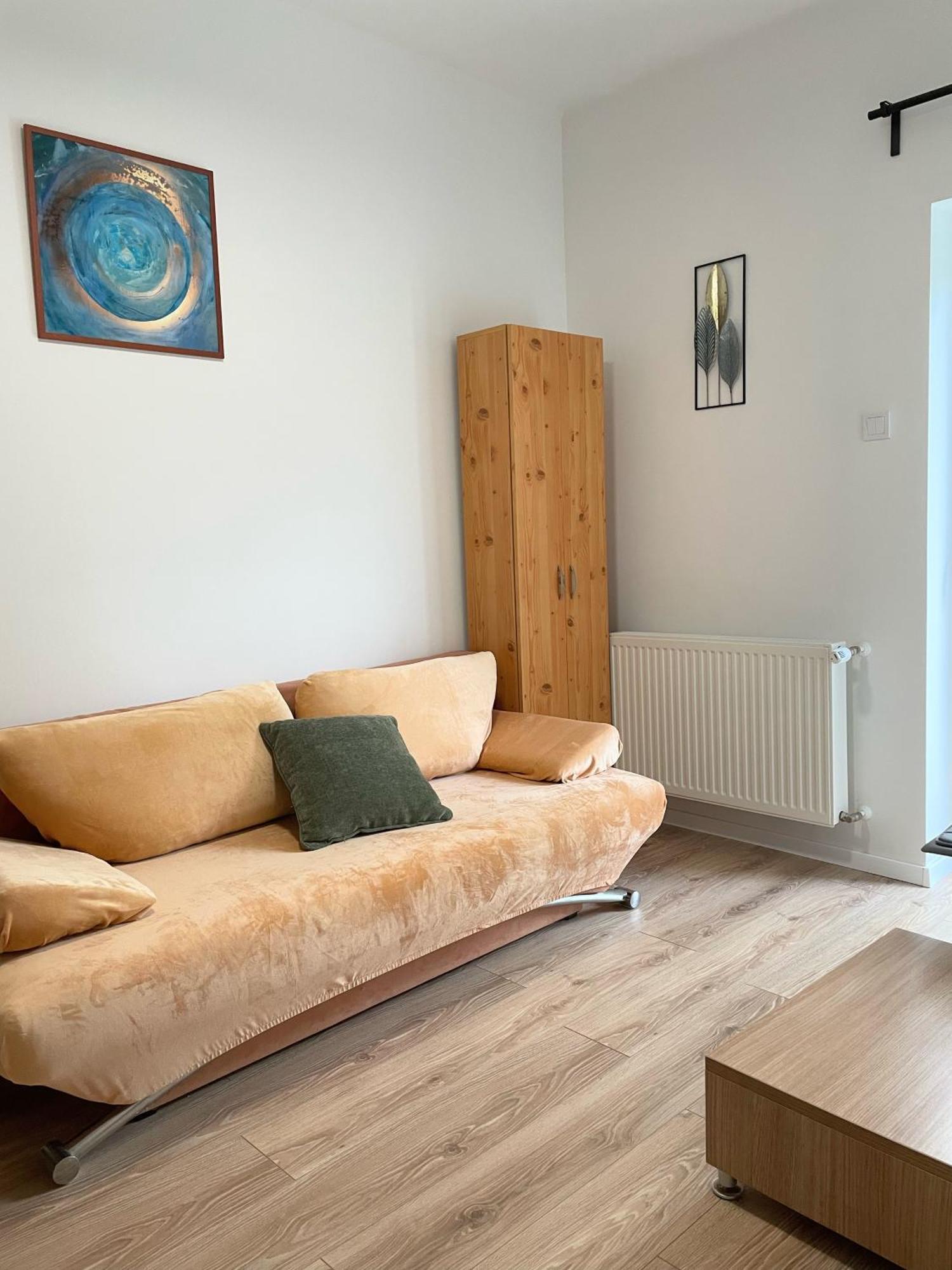 Quiet, Green, Relaxing Place - 2 Bedroom Apartment Balatonfured Luaran gambar